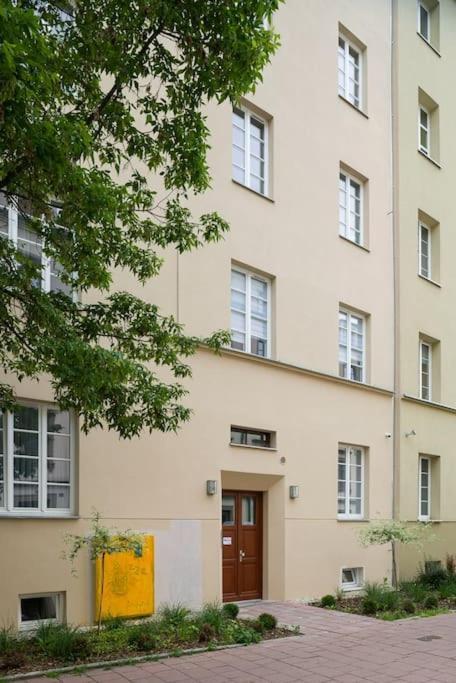 Charming Apartment In Perfect Location Krasków Eksteriør bilde
